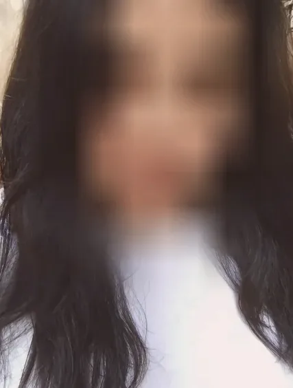 Andrea, 34
