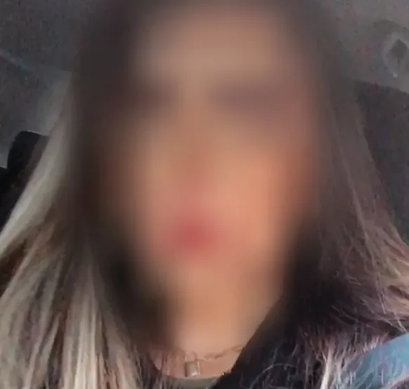 Christina, 39