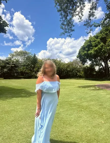 Emina, 29