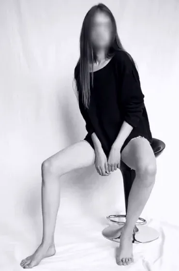 Helle, 28
