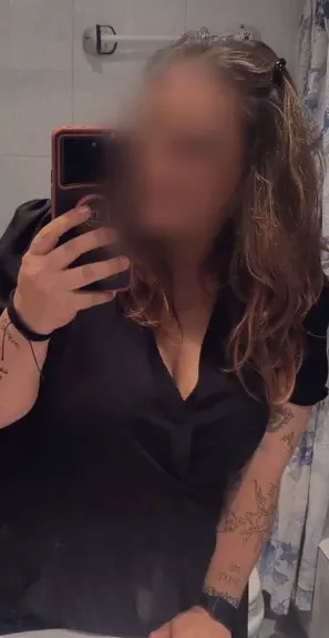 Katrine, 35